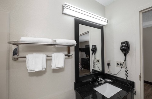 Springfield Hotel | Red Roof Inn Springfield, MO