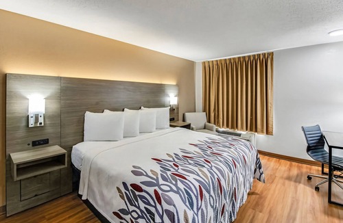 Springfield Hotel | Red Roof Inn Springfield, OH