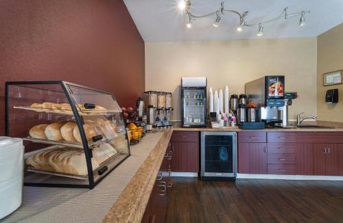 Troy Hotel | Red Roof Inn St Louis - Troy, IL