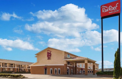 Denton Hotel | Red Roof Inn & Suites Denton