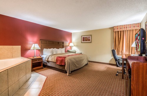 Little Rock Hotel | Red Roof Inn & Suites Little Rock