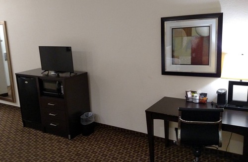 Longview Hotel | Red Roof Inn & Suites Longview