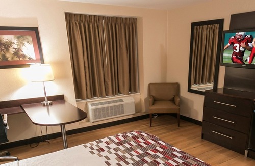 Sutton Hotel | Red Roof Inn Sutton