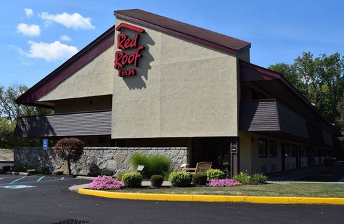 Utica Hotel | Red Roof Inn Utica