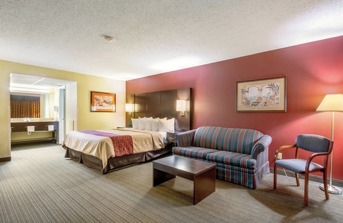 Vincennes Hotel | Red Roof Inn Vincennes