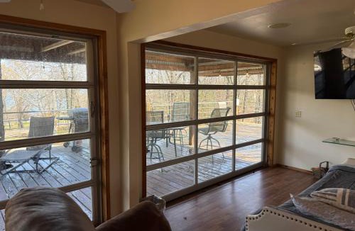 Vian Cabin | Red Roof Lodge