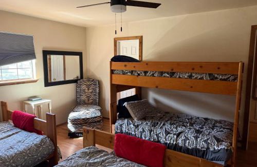 Vian Cabin | Red Roof Lodge