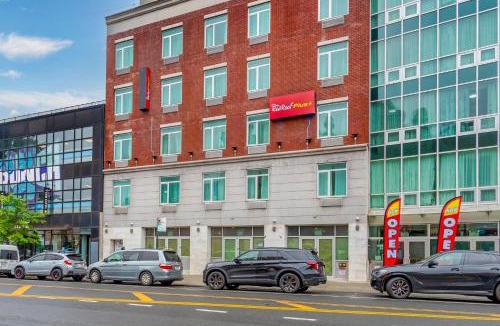 Ditmas Park Hotel | Red Roof PLUS Brooklyn - Flatbush Ave