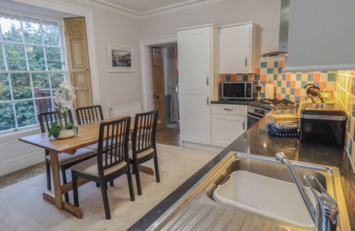 Waterhead Cottage | RED SCREES, family friendly in Ambleside