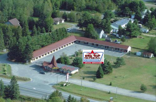 Iron Bridge Hotel | Red Top Motor Inn