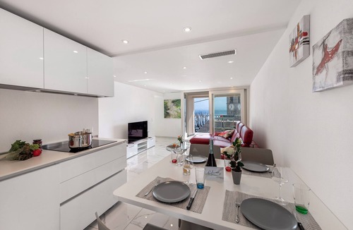 Ronco sopra Ascona Apartment | Red view apartment, Ronco sopra Ascona, Switzerland