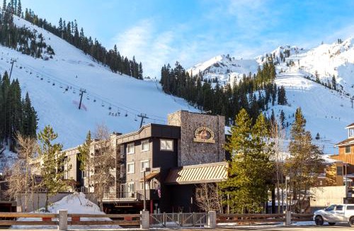 Olympic Valley Cabin | Red Wolf Lodge at Olympic Valley