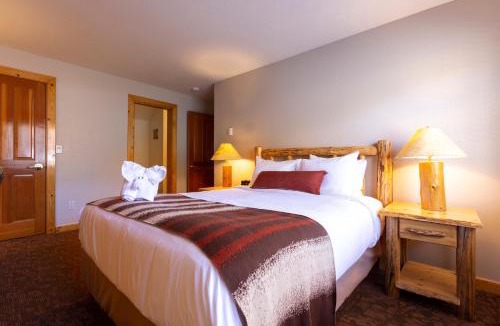 Olympic Valley Cabin | Red Wolf Lodge at Olympic Valley