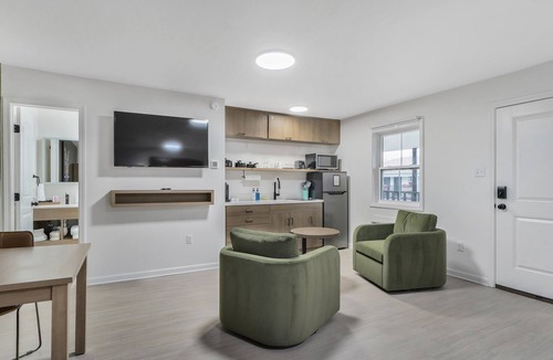 Jefferson Hotel | Redamo Suites
