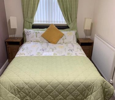 Wakefield Hotel | Redbeck Motel