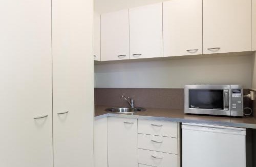 Redcliffe Hotel | Redcliffe Motor Inn