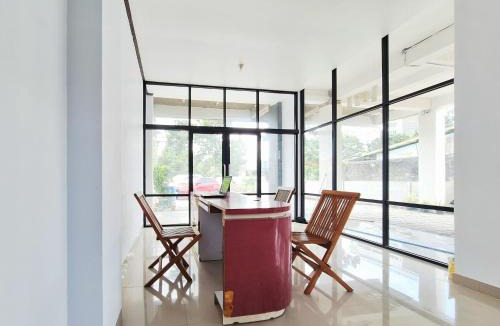 Yogyakarta Hotel | RedDoorz at Double A Guesthouse UMY