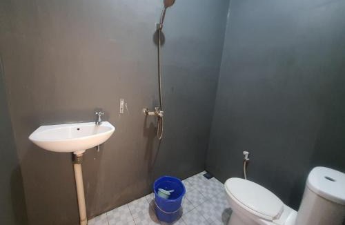 Pontianak Hotel | RedDoorz at Permana Homestay near Supadio Airport Pontianak