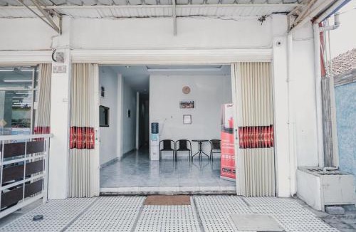 Bandar Lampung House | RedDoorz @ Jalan Narada Lampung