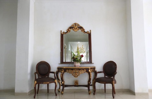 East Jakarta House | RedDoorz @ Jatiwaringin