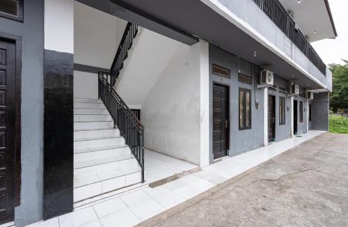 Samarinda Hotel | RedDoorz near Bigmall Samarinda 2
