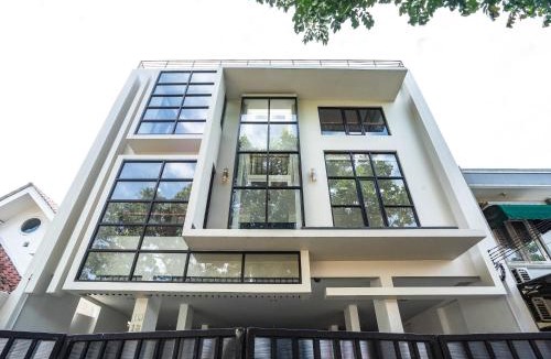 Serpong House | RedDoorz near Eka Hospital BSD City