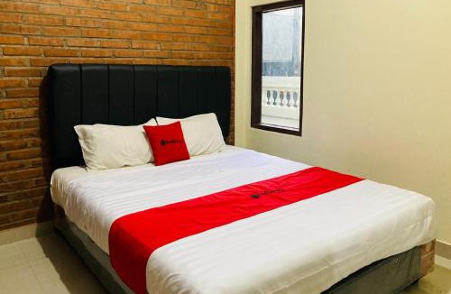 Central Yogyakarta Hotel | RedDoorz near Jalan Malioboro Area