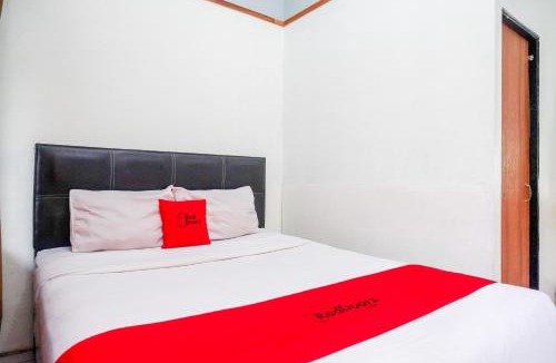 Maguwo Hotel | RedDoorz near Lotte Mart Maguwoharjo Yogyakarta