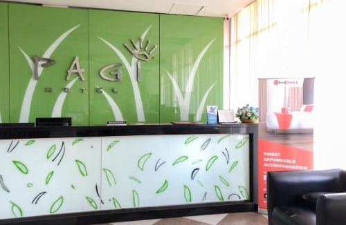 Labuan Bajo Hotel | RedDoorz near Pantai Pede