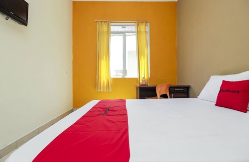 Manado Hotel | RedDoorz near RSUP Prof. Kandou Manado