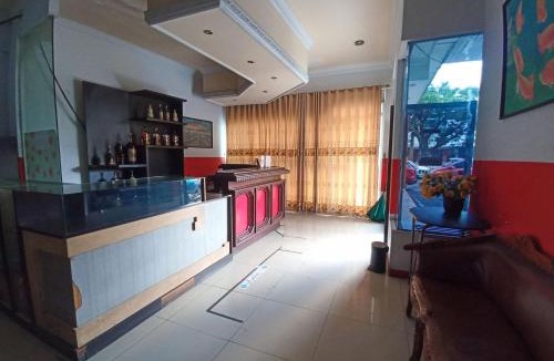 Manado City Centre Hotel | RedDoorz near Sam Ratulangi Manado