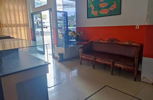Manado City Centre Hotel | RedDoorz near Sam Ratulangi Manado
