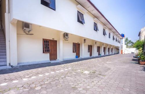 Yogyakarta Hotel | RedDoorz near XT Square 2