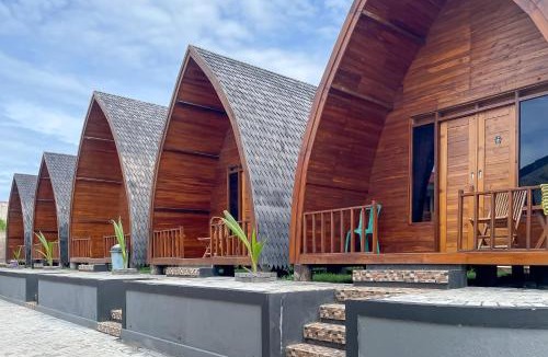 Pameungpeuk Hotel | RedDoorz Plus at Pantai Sayangheulang Garut