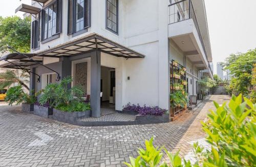 Kemanggisan House | RedDoorz Plus near Mall Slipi Jaya