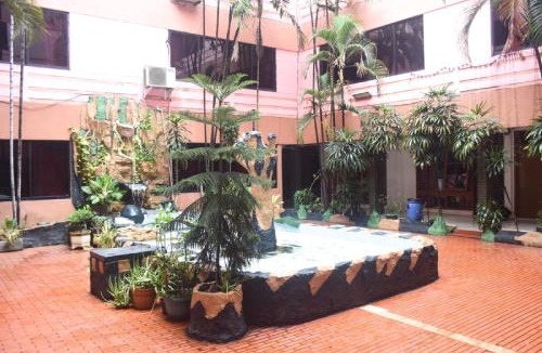 Menteng House | RedDoorz Plus near RSCM Jakarta