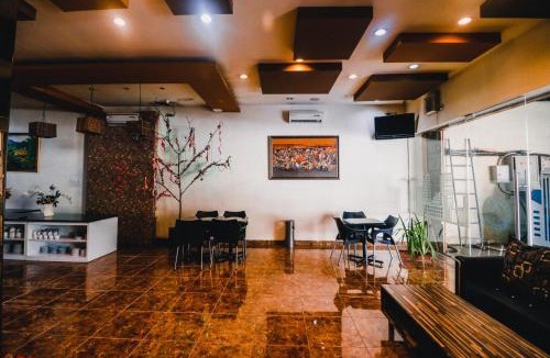 Biringkanya Hotel | RedDoorz Plus near Sultan Hasanuddin Airport