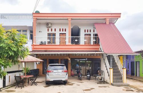 Sarolangun Hotel | RedDoorz Syariah at Naufal Residence Sarolangun