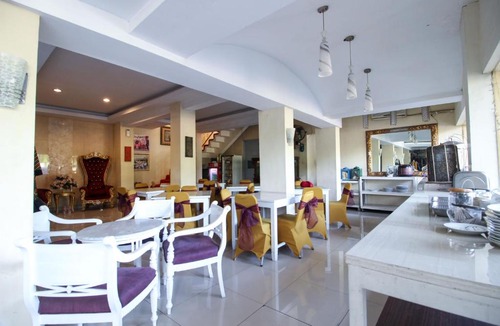 Banguntapan House | RedDoorz Syariah At Wijaya Imperial Hotel