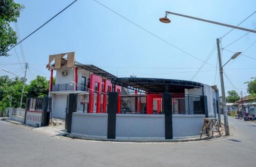 Tegal House | RedDoorz Syariah near Alun Alun Tegal