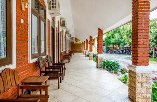 Malang House | RedDoorz Syariah near Gor Ken Arok