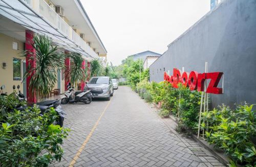 Sidoarjo House | RedDoorz Syariah near Suncity Mall Sidoarjo