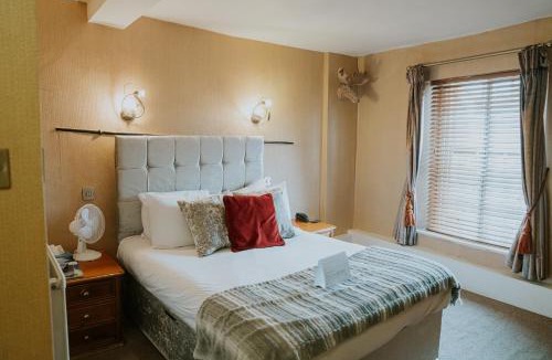 Moreton-in-Marsh Hotel | Redesdale Arms Hotel