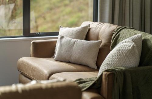 Arthur's Point Apartment | Redfern Retreat