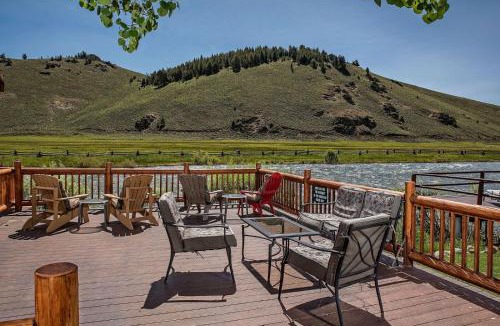 Stanley Hotel | Redfish Riverside Inn