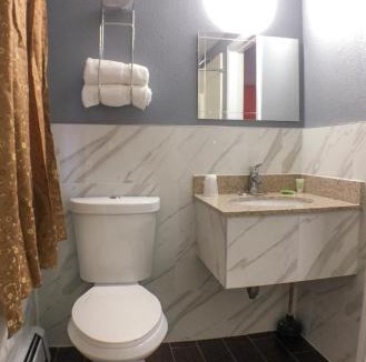 Foxboro Hotel | Redfox Motel