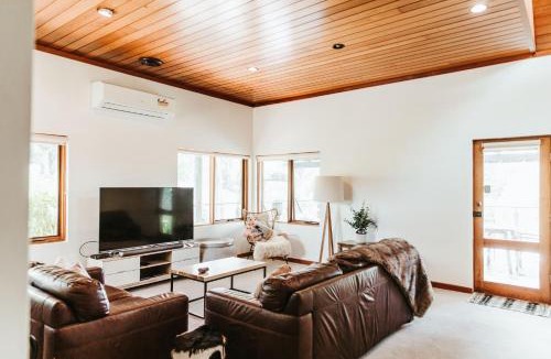 Hartley House | Redgate Homestead