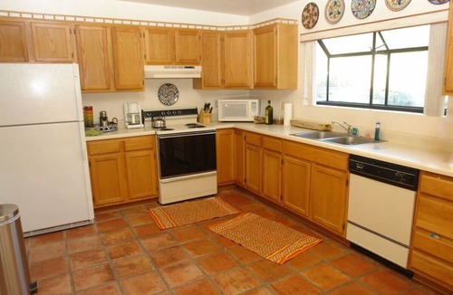 Tucson House | Redington Hideaway, comfort and quiet with sweeping desert and mountain views
