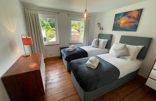 Dorking House | Redlands Cottage Surrey Hills