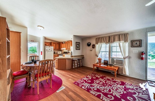 Ruidoso Downs Cabin | Redman Retreat | Grill, Chill & Unwind in the Pines Above the Track